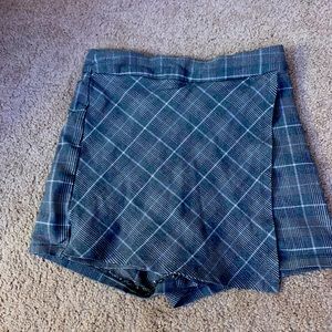 Garage skirt/shorts